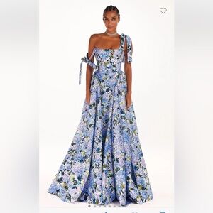 Milla Blue Hydrangea strapped maxi dress